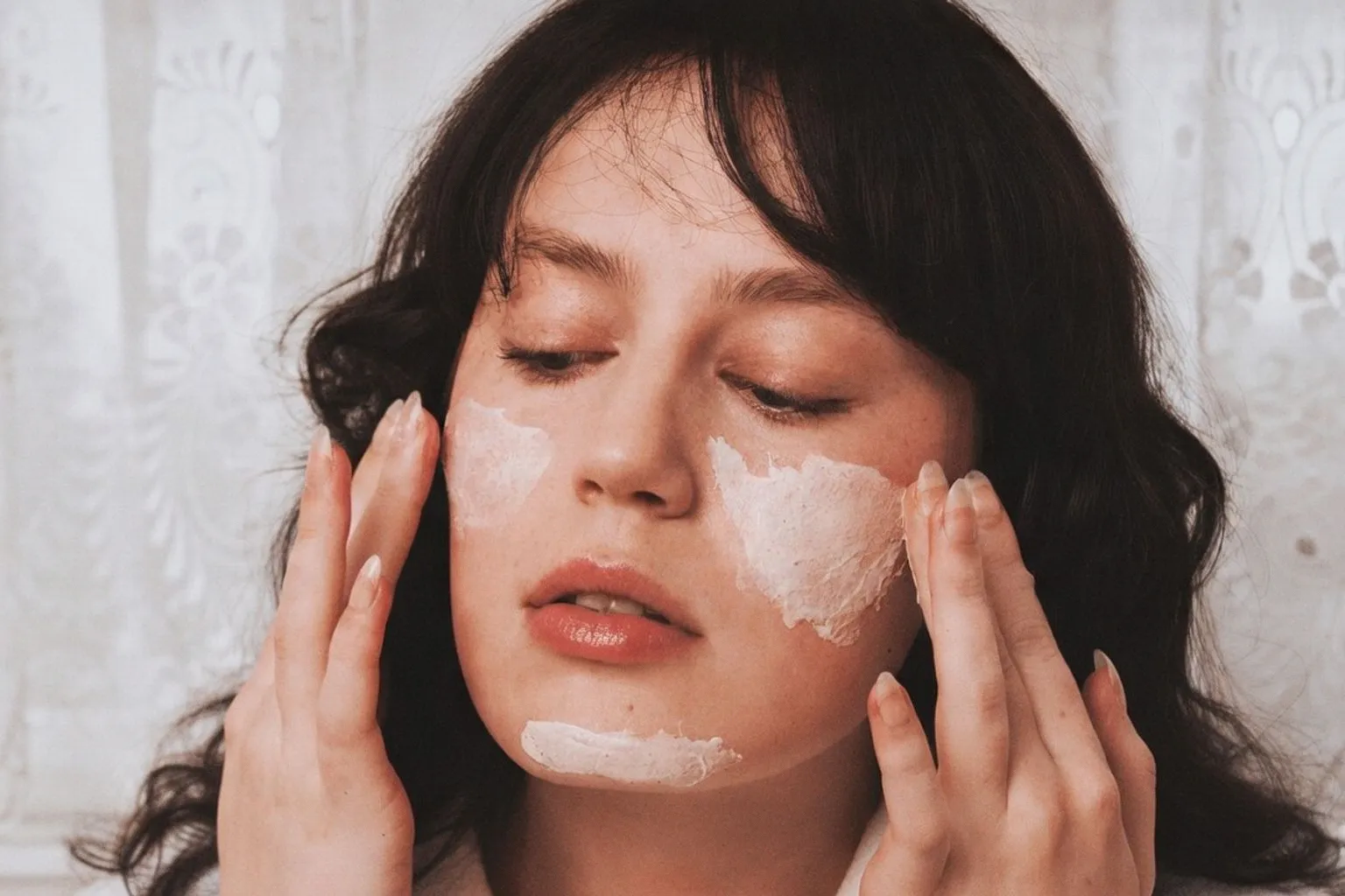 Analyzing the Barrier-Repair Claims of Plenaire’s Sensitive Skin Lineup