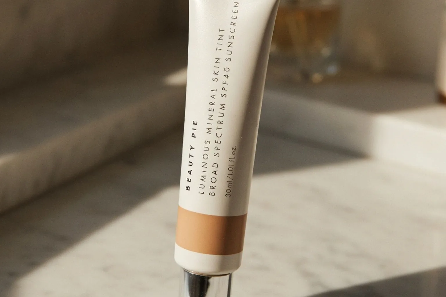 Why Professional Makeup Artists Recommend Tinted Moisturizer for Mature Skin